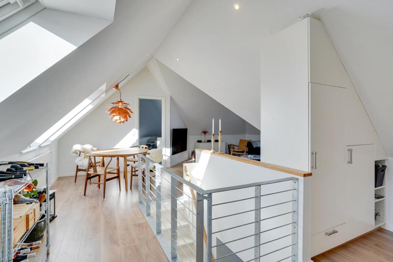 Bath Tub Penthouse In The City Ольборг Экстерьер фото